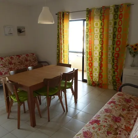 Casa Ferias - Quinta Nova Apartment *